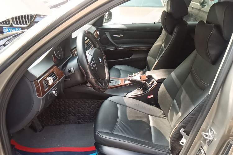 Used BMW 3 Series 2010 320i Sport Edition Left Front Seat