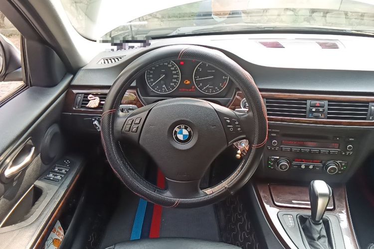Used BMW 3 Series 2010 320i Sport Edition Steering Wheel