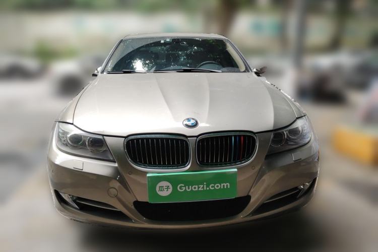 Used BMW 3 Series 2010 320i Luxury Model Front