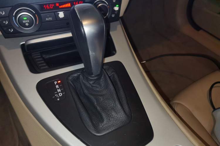 Used BMW 3 Series 2010 318i Leading Model Gear Lever