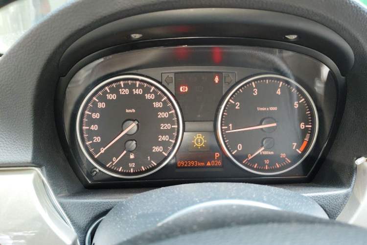 Used BMW 3 Series 2010 320i Luxury Model Instrument Cluster