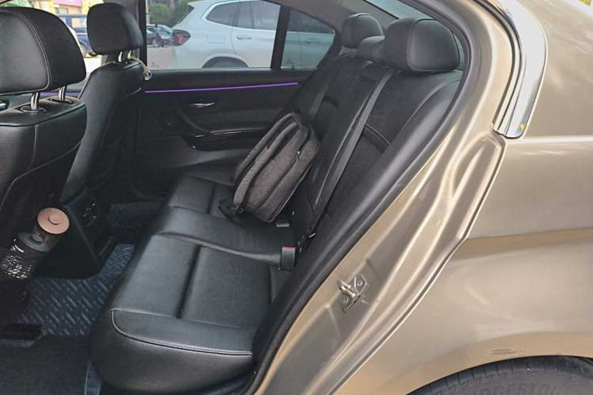 Used BMW 3 Series 2010 320i Luxury Model Left Rear Seat