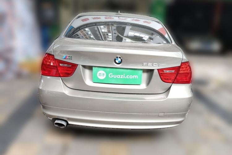 Used BMW 3 Series 2010 320i Luxury Model Rear