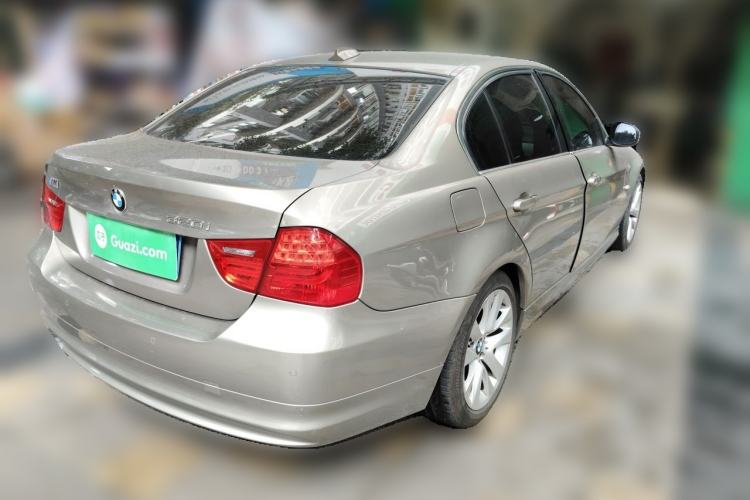 Used BMW 3 Series 2010 320i Luxury Model Rear Right 45 Deg