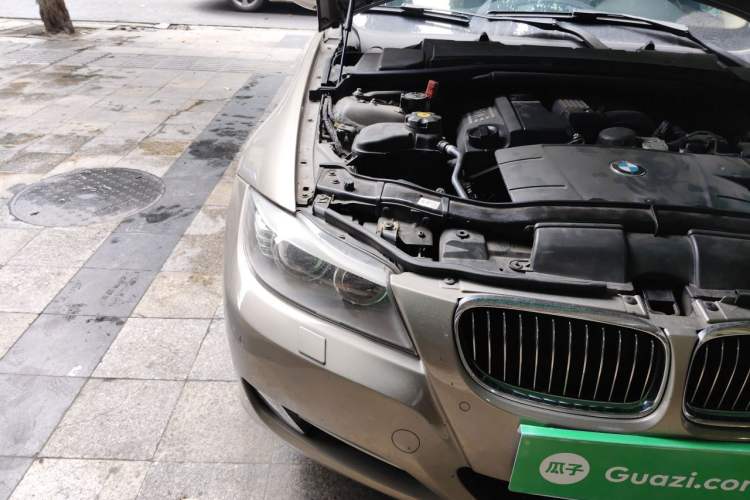 Used BMW 3 Series 2010 320i Luxury Model Right Front Headlight