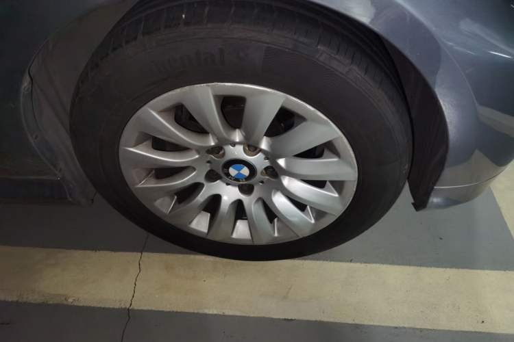 Used BMW 3 Series 2010 318i Leading Model Right Front Wheel Hub