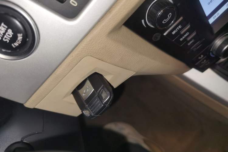 Used BMW 3 Series 2010 318i Leading Model Vehicle Key