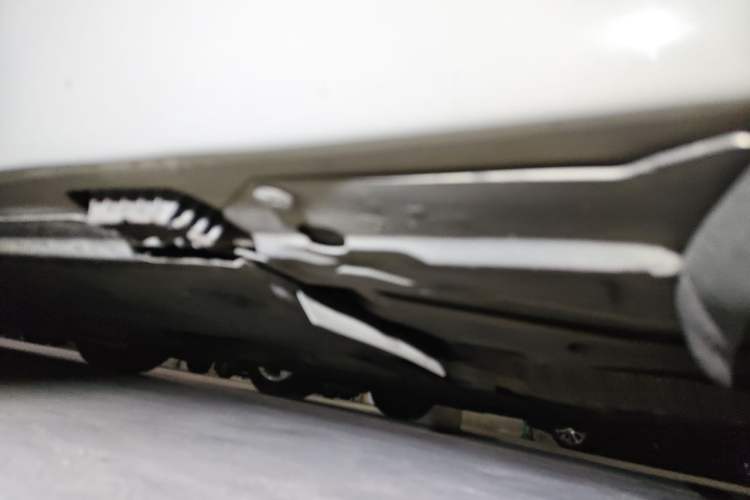 Used BMW 3 Series 2010 320i Sport Edition Chassis Rear Left