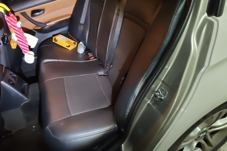 Used BMW 3 Series 2010 320i Sport Edition Left Rear Seat