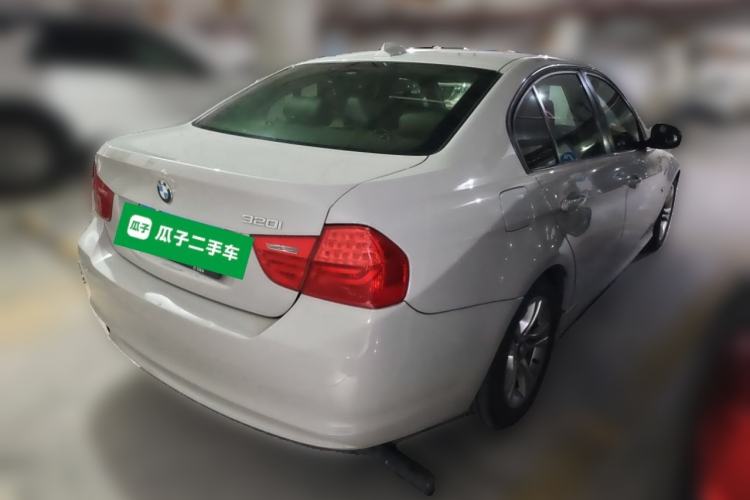 Used BMW 3 Series 2010 320i Sport Edition Rear Right 45 Deg