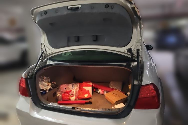 Used BMW 3 Series 2010 320i Sport Edition Trunk