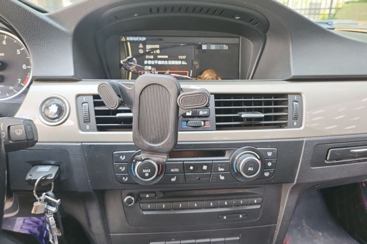 Used BMW 3 Series 2010 320i Luxury Edition Audio And AC Panel