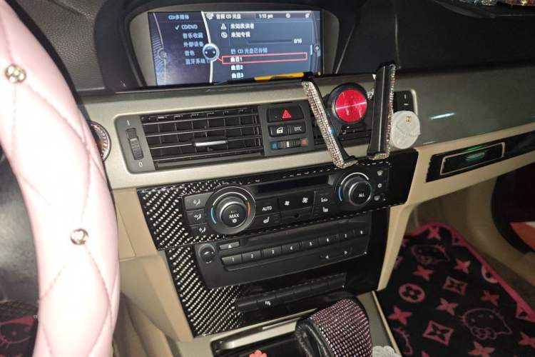 Used BMW 3 Series 2010 320i Luxury Model Audio And AC Panel