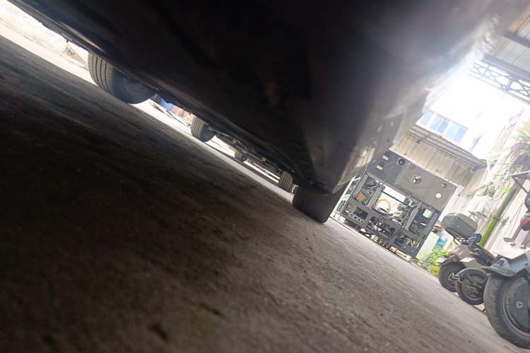 Used BMW 3 Series 2010 320i Luxury Model Chassis Front Left