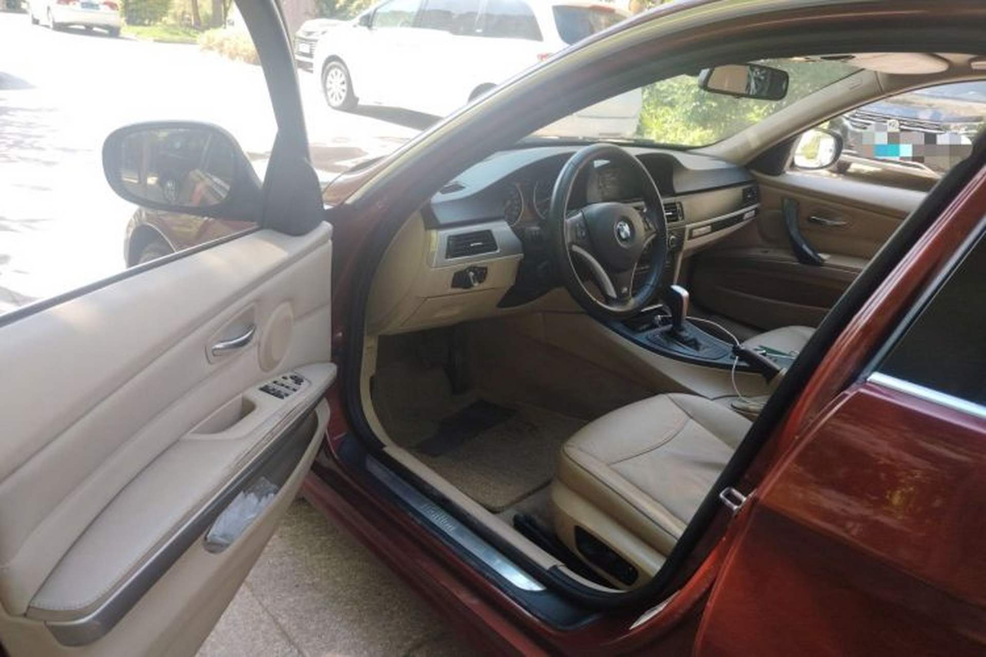 Used BMW 3 Series 2010 320i Luxury Model Driver Seat