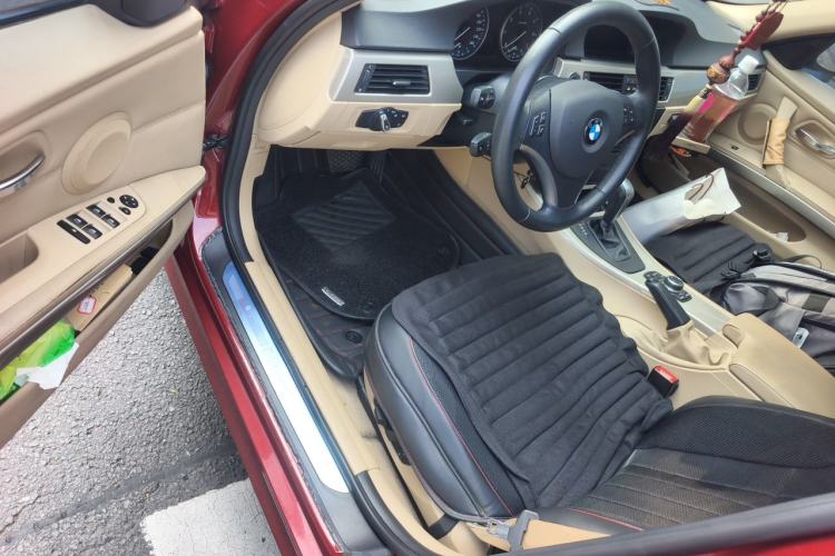 Used BMW 3 Series 2010 320i Luxury Model Driver Seat
