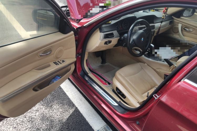 Used BMW 3 Series 2010 320i Luxury Model Driver Seat