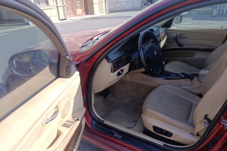 Used BMW 3 Series 2010 320i Luxury Model Driver Seat