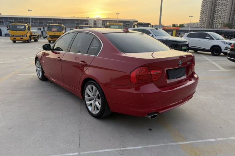Used BMW 3 Series 2010 320i Luxury Edition Exterior 4