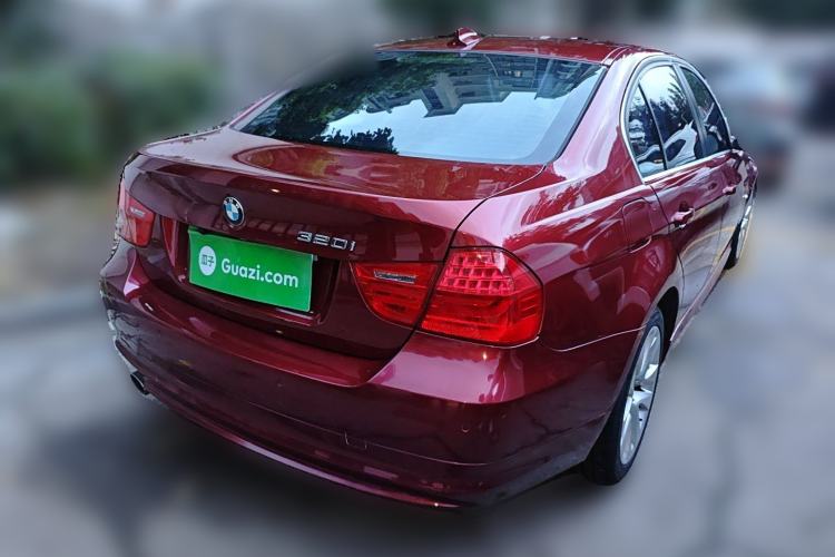 Used BMW 3 Series 2010 320i Luxury Model Exterior 5