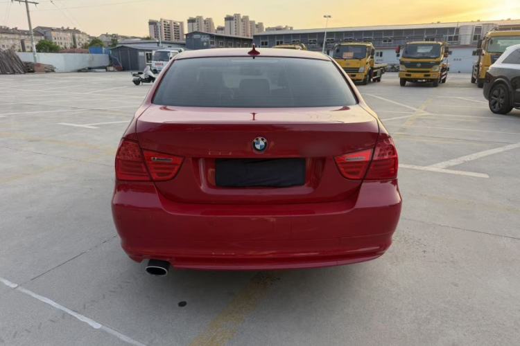 Used BMW 3 Series 2010 320i Luxury Edition Exterior 6