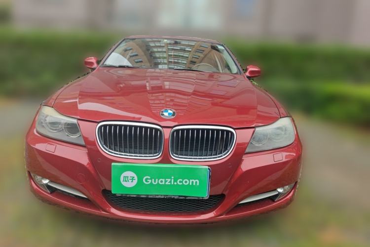 Used BMW 3 Series 2010 320i Luxury Model Front
