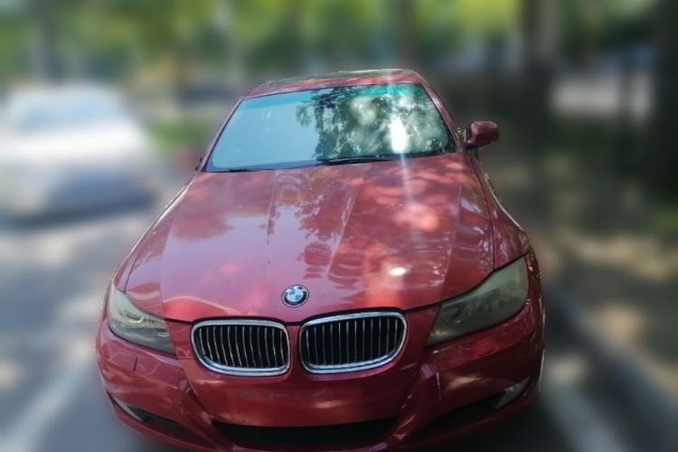 Used BMW 3 Series 2010 320i Luxury Model Front