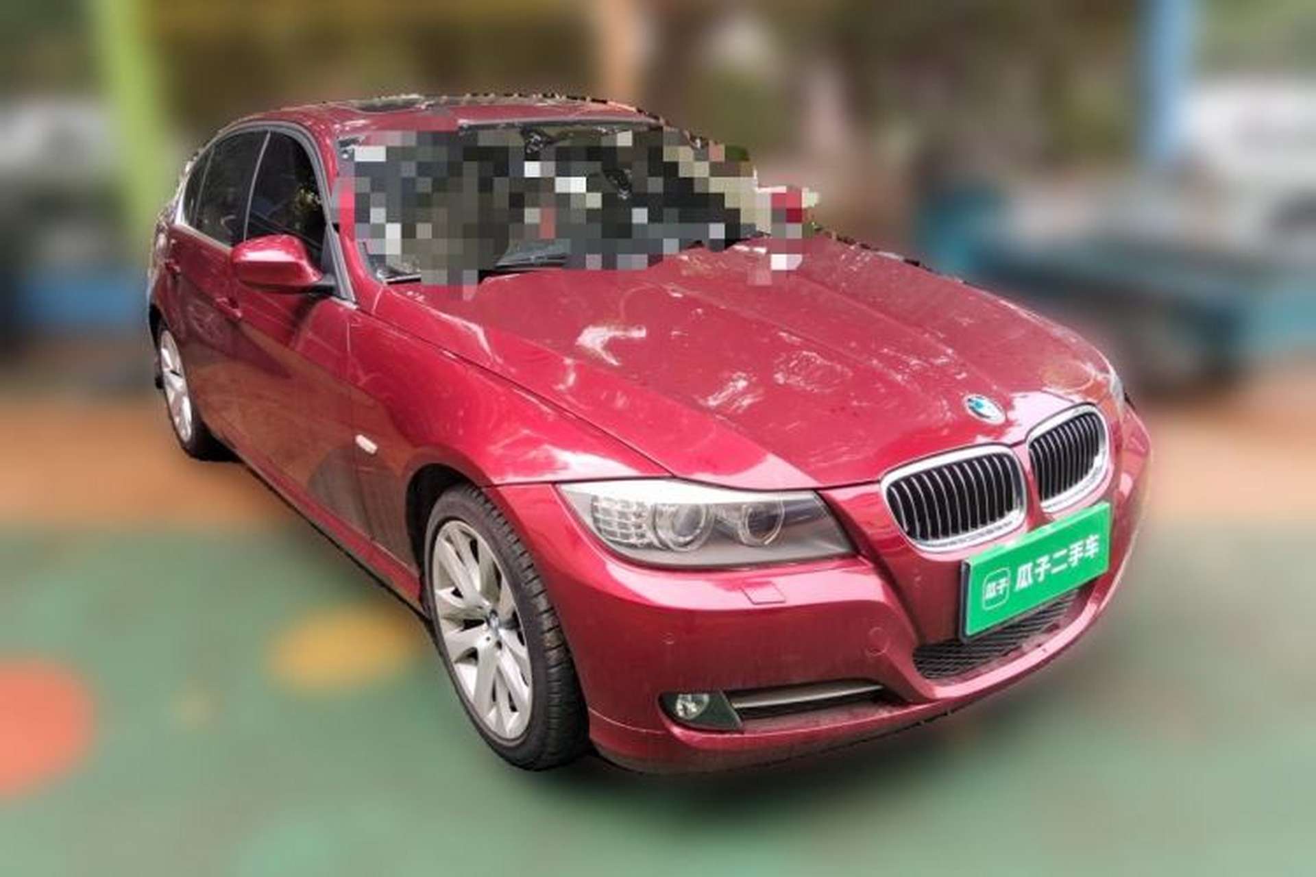 Used BMW 3 Series 2010 320i Luxury Model Front Right 45 Deg