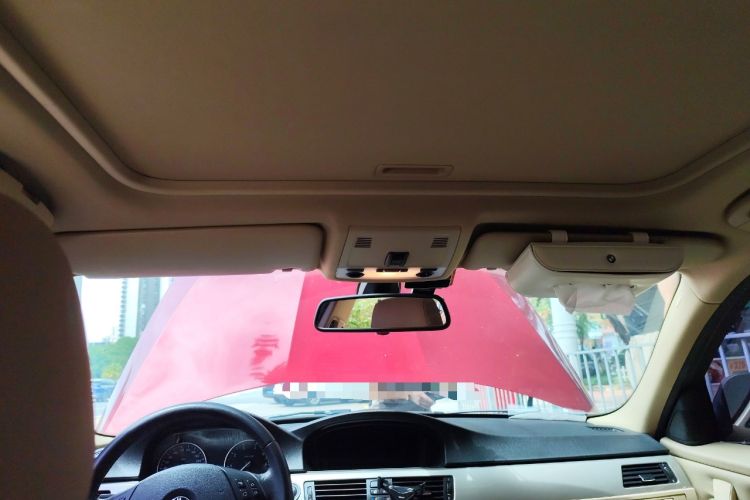 Used BMW 3 Series 2010 320i Luxury Model Headliner