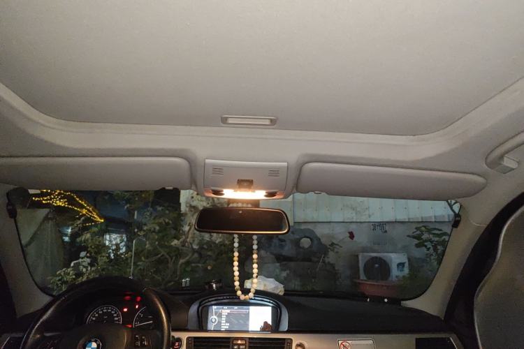 Used BMW 3 Series 2010 320i Luxury Model Headliner