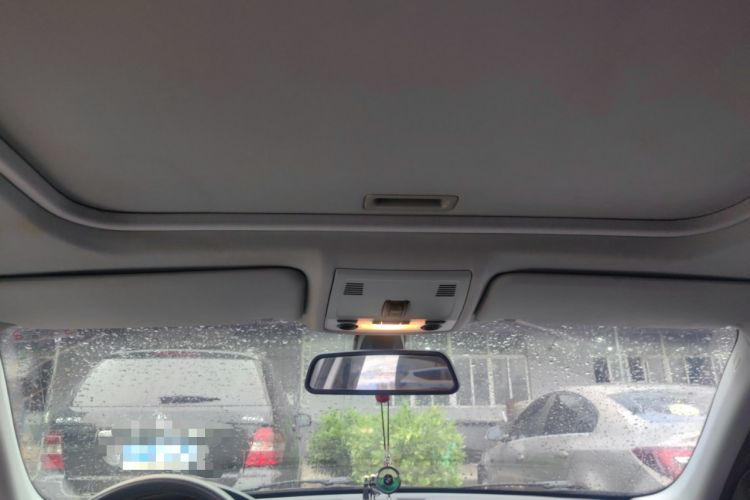 Used BMW 3 Series 2010 320i Luxury Model Headliner