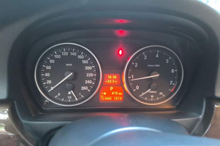 Used BMW 3 Series 2010 325i Luxury Edition Instrument Cluster