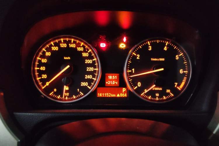 Used BMW 3 Series 2010 320i Luxury Model Instrument Cluster