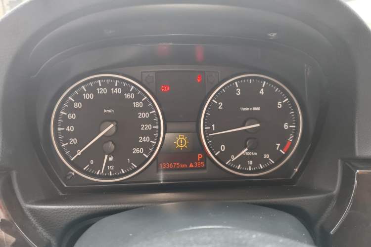 Used BMW 3 Series 2010 320i Luxury Model Instrument Cluster