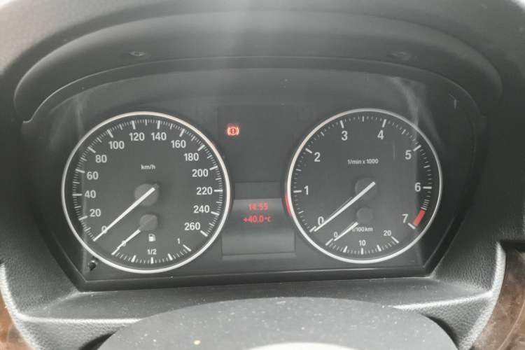 Used BMW 3 Series 2010 320i Luxury Model Instrument Cluster