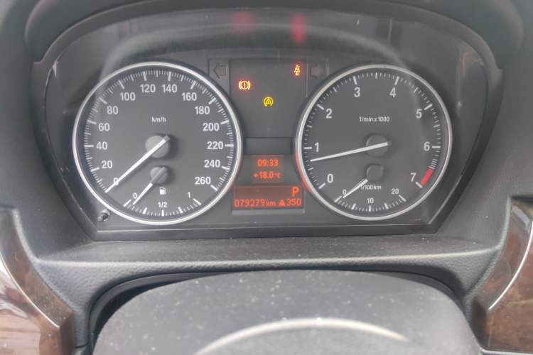 Used BMW 3 Series 2010 320i Luxury Model Instrument Cluster