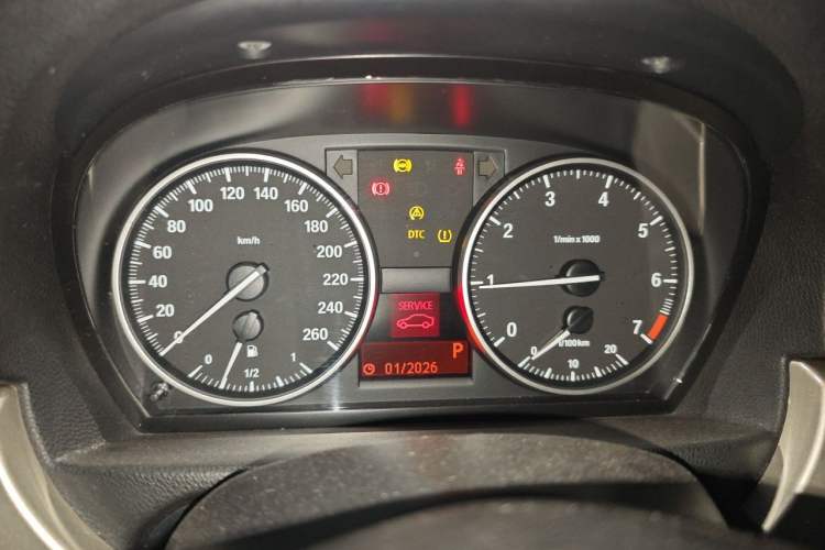 Used BMW 3 Series 2010 320i Luxury Model Instrument Cluster