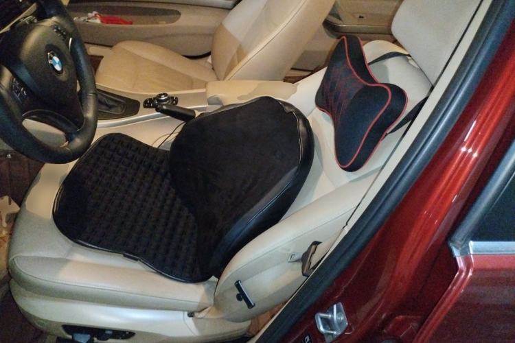 Used BMW 3 Series 2010 320i Luxury Model Left Front Seat
