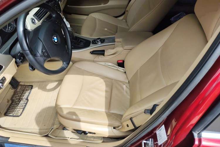 Used BMW 3 Series 2010 320i Luxury Model Left Front Seat