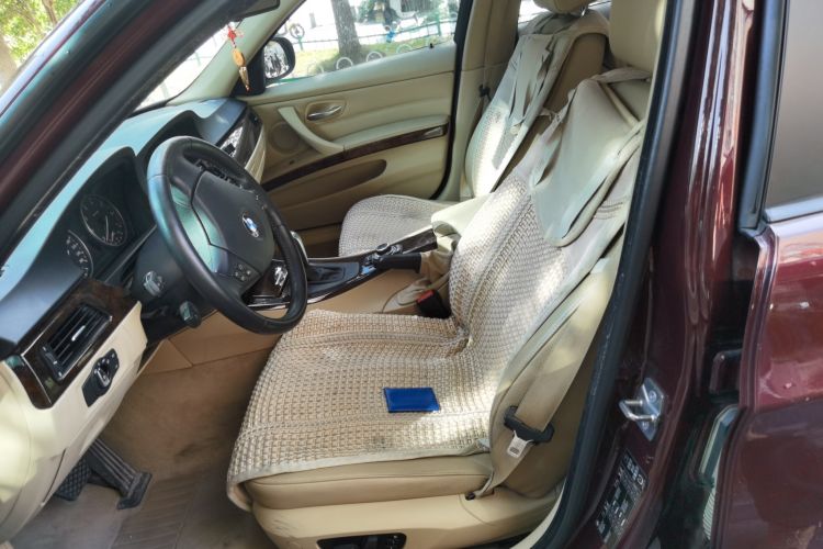 Used BMW 3 Series 2010 320i Luxury Model Left Front Seat