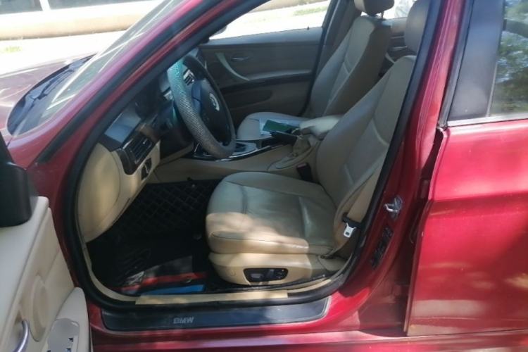 Used BMW 3 Series 2010 320i Luxury Model Left Front Seat