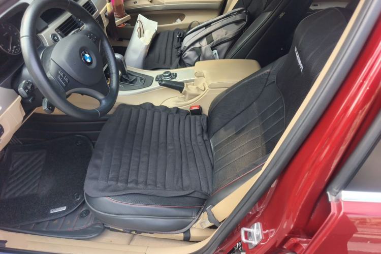 Used BMW 3 Series 2010 320i Luxury Model Left Front Seat