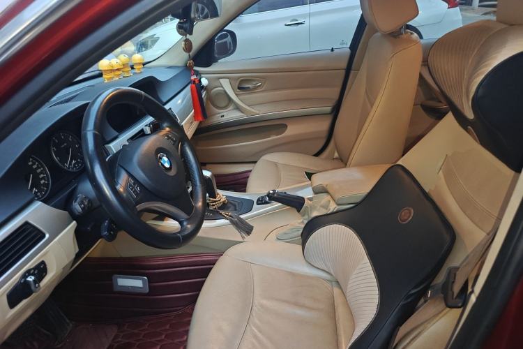 Used BMW 3 Series 2010 320i Luxury Model Left Front Seat