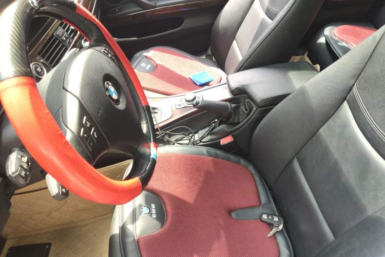 Used BMW 3 Series 2010 320i Luxury Model Left Front Seat