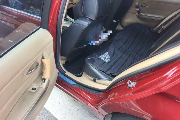 Used BMW 3 Series 2010 320i Luxury Model Left Rear Seat