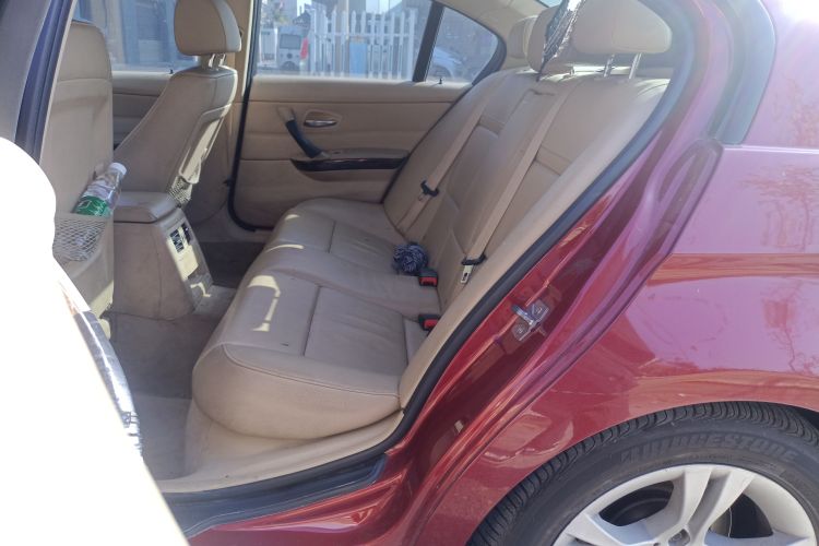 Used BMW 3 Series 2010 320i Luxury Model Left Rear Seat