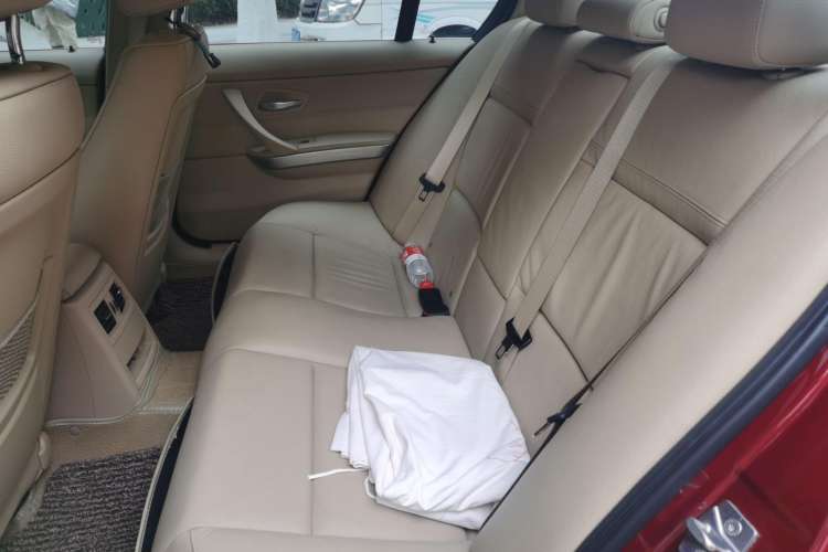 Used BMW 3 Series 2010 320i Luxury Model Left Rear Seat