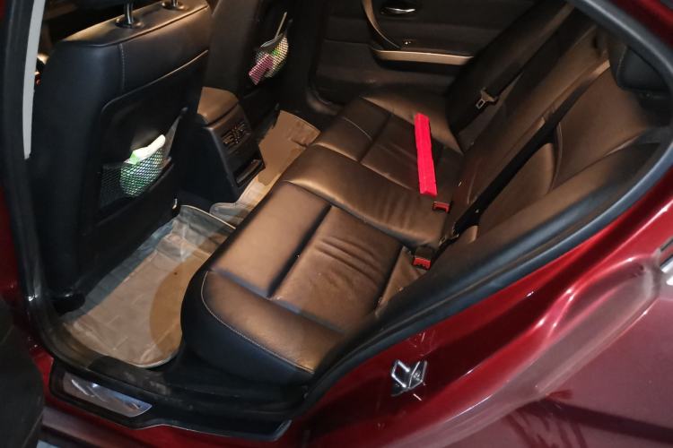 Used BMW 3 Series 2010 320i Luxury Model Left Rear Seat