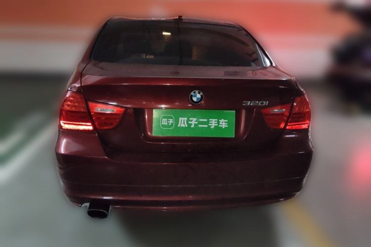 Used BMW 3 Series 2010 320i Luxury Model Rear