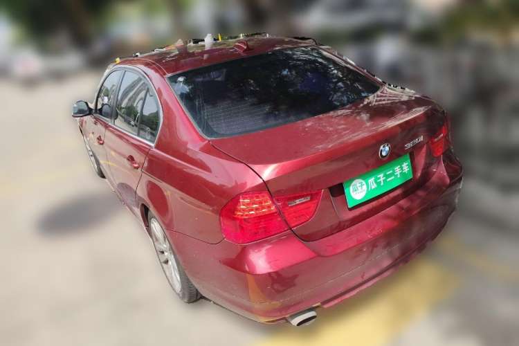 Used BMW 3 Series 2010 320i Luxury Model Rear Left 45 Deg